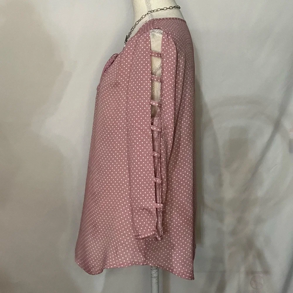 Blouses/flannels/button downs-2 for $20 or 3 for $30 (Mix & Match)
